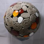 Kugel rot-orange-weiß groß - 28 cm